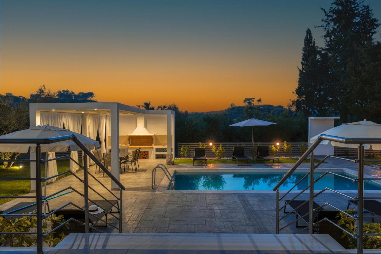 Johnny'S White Luxury Villa Tsilivi  Exterior foto